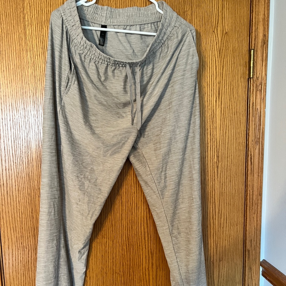 Women’s tan jogger